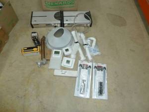 lot 220 image: Laundry Scrubbers x 2 & Water Heater Elements
