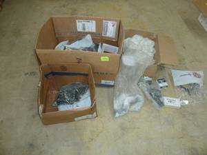 lot 232 image: Heavy Wall PEX Fittings & Ball Valves