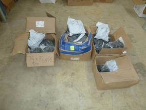 lot 236 image: PEX Fittings 34