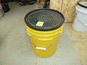 lot 304 image: Pail Pack Out Yellow