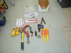 lot 309 image: Milwaukee Sawzall Blades, Pipe Cutter