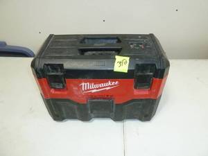 lot 342 image: Milwaukee Portable Vacuum, 2 gal Wet Dry Vac, 18V