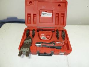 lot 354 image: Milwaukee Press Force Logic 12v