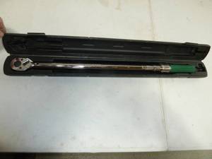 lot 362 image: Master Force Torque Wrench, #237329, Like New