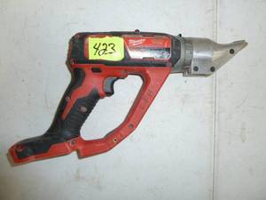 lot 423 image: Milwaukee Double Cut Shears, 18V, #2635-20