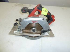 lot 424 image: Milwaukee 6 12 Circle Saw, 18V, #2630-20