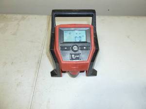 lot 427 image: Milwaukee Mini Compressor, 12V, #2475-20