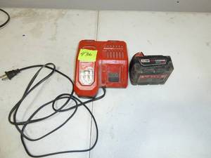 lot 436 image: Milwaukee Charger M12-M18, XC 3.0 Battery