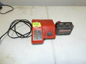 lot 441 image: Milwaukee Charger M12-M18, 5.0 Battery