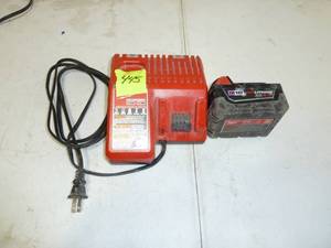 lot 445 image: Milwaukee Charger M12-M18, 5.0 Battery