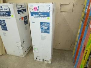 lot 504 image: Bradford White Gas Water Heater 30 gallon