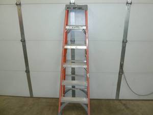 lot 506 image: Keller Pro Fiberglass Ladder 6 Red
