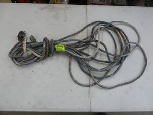 lot 473 image: 25 Cord Extension - Blue, Orange Stripe