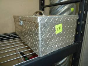 lot 539 image: Diamond Plate Tool Box