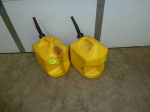 lot 540 image: Diesel Cans x 2