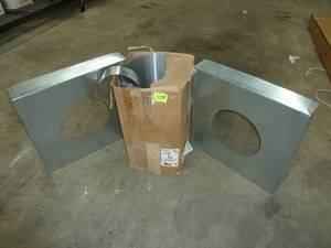 lot 578 image: Snappy Galvanized Duct Pieces