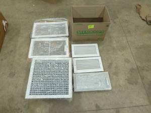 lot 584 image: Floor Registers White Assorted Size