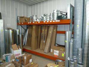 lot 604 image: Pallet Racking Tear Drop 36 x 12