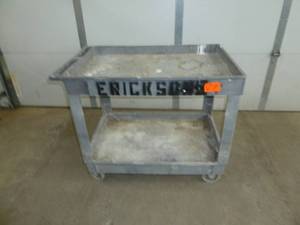 lot 615 image: Rubbermaid Cart Gray
