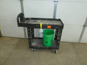 lot 617 image: Rubbermaid Cart Black 17