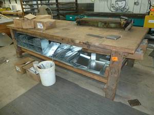 lot 624 image: Pexto Die Table & Duct Drives