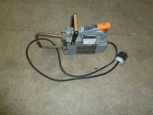 lot 655 image: Chicago Electric Welding Co Spot Welder