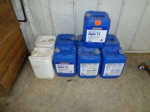 lot 657 image: Fenox Jugs Empty