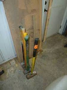 lot 659 image: Stone Hammers x 5
