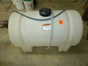 lot 666 image: Poly Water Tank 65 Gallon