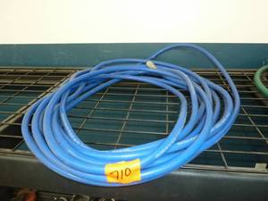 lot 710 image: Campbell Hausfeild Air Hose 38