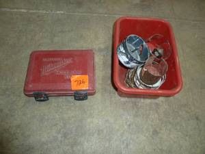 lot 726 image: Milwaukee Hole Saws Basket