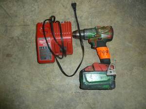 lot 749 image: Milwaukee Hammer Drill 18v