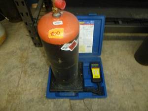 lot 800 image: Acetylene Tank- Refilled