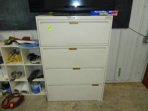 lot 817 image: File Cabinet 36