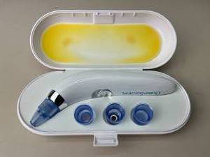 lot 45 image: DermaSuction Pore Extractor & Blackhead Removal Vacuum - In Excellent Condition