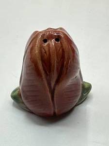 Rosemeade Tulip Pottery