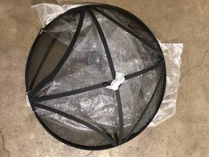Sunnydaze 30-Inch Steel Mesh Fire Pit Screen  Customer Returns See Pictures