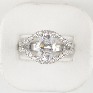 Oval Cut Cz Split Shank Sterling Silver Engagement Style Ring. Size 10 - 10.25.