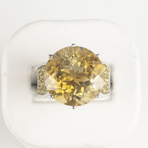 Bangkok Ratnaraj Jewelers Citrine & Yellow Stone Accented Sterling Silver Statement Ring . Size 7 - 7.25.