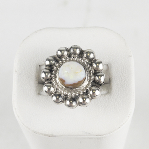 Mexico (Unknown) Opal Flower Sterling Silver Ring. Size 5.75 - 6.
