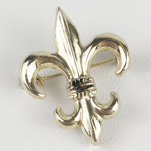 Vintage Fleur De Lis Gold Tone Base Metal Brooch .