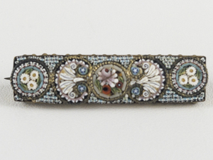 AntiqueVintage Micro Mosaic Gold Tone Base Metal Brooch .
