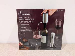 lot 27 image: BRAND NEW RABBIT 5PC. ELECTRIC WINE AERATOR & CORKSCREW SET