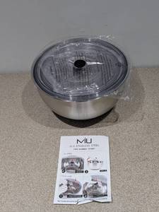 lot 66 image: NEW OPEN BOX MIU 188 STAINLESS STEEL ( ONE BOWL SLIGHTLY FRAYED )