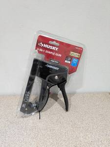 lot 84 image: BRAND NEW HUSKY 3 IN 1 STAPLE GUN
