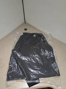 lot 98 image: BRAND NEW XL PORT AUTHORITY JACKET