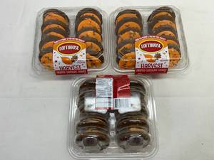 DD. 3x Frozen Harvest Frosted Chocolate Cookies