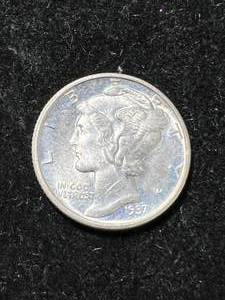 lot 04 image: 1937-D US MERCURY DIME