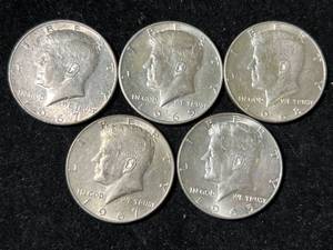 lot 11 image: 5 US 40% SILVER KENNEDY HALF DOLLARS