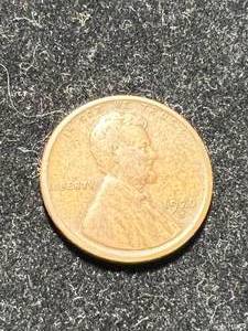 lot 19 image: 1920-S US WHEAT CENT VF